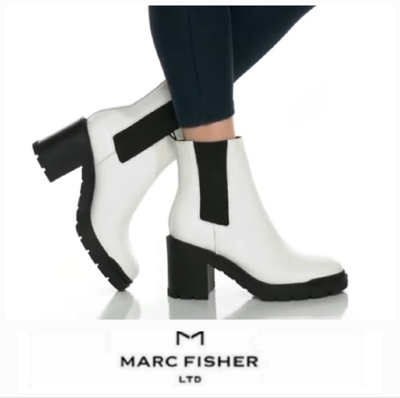 Edgy Chic Marc Fisher LTD White Leather Lug Sole Chelsea Booties - Picture 1 of 12